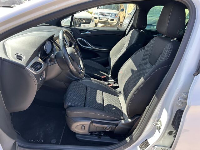 OPEL ASTRA GS LINE 1.4T ESTATE AUTO SPANISH LHD IN SPAIN 78000 MILES SUPER 2020